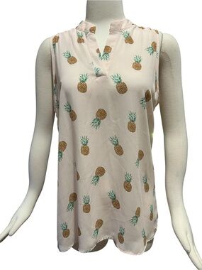 NWT Rue21 Pink Pineapple Print Sleeveless V-Notch blouse